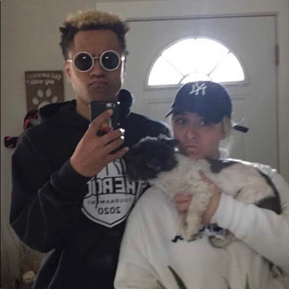 Meet your Posher, Kimberly - Picture 3 of 3